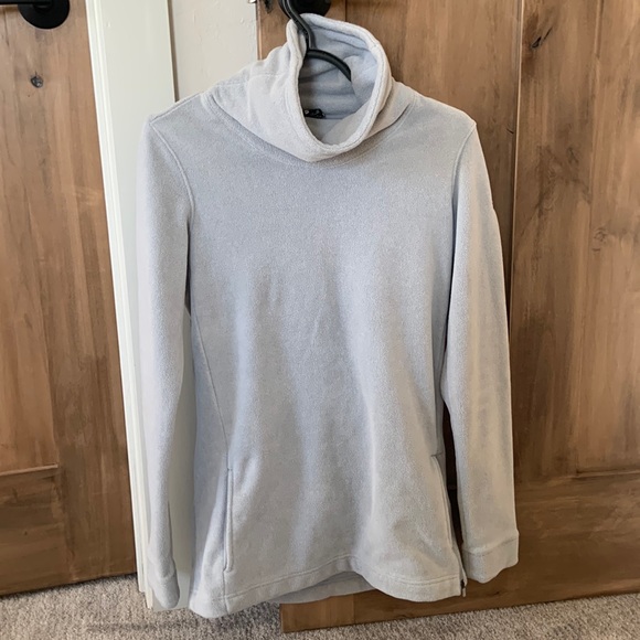 Nike Pull Over - Picture 2 of 11